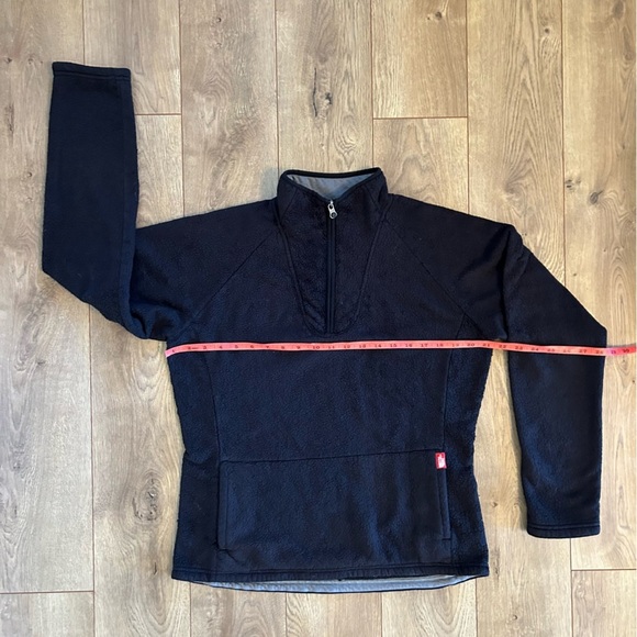 The North Face Women’s Fleece Jacket - Picture 5 of 7
